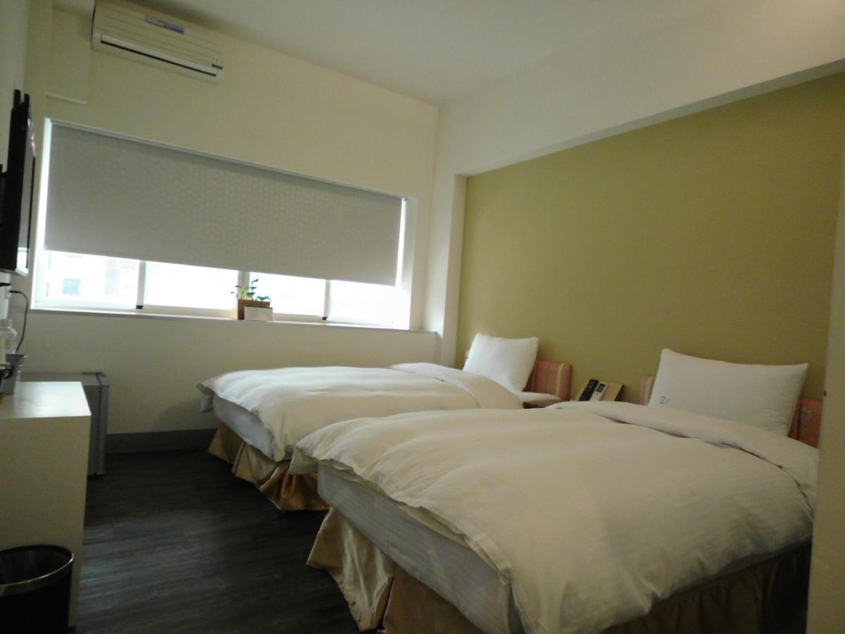 237 Hotel Kaohsiung Exterior photo