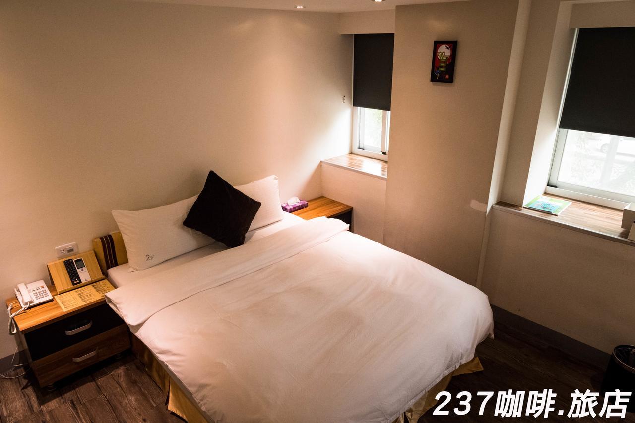 237 Hotel Kaohsiung Exterior photo
